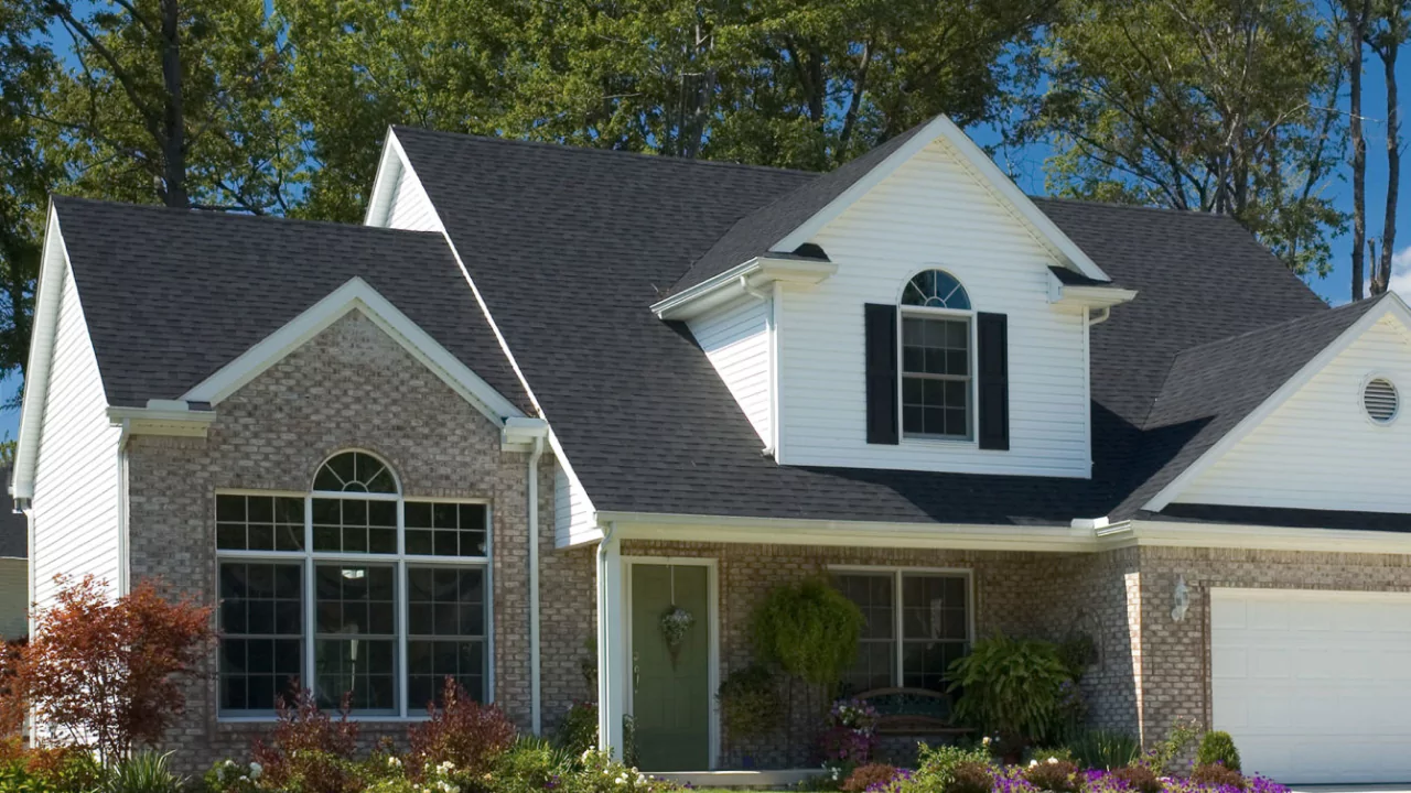  the example of roof in new england