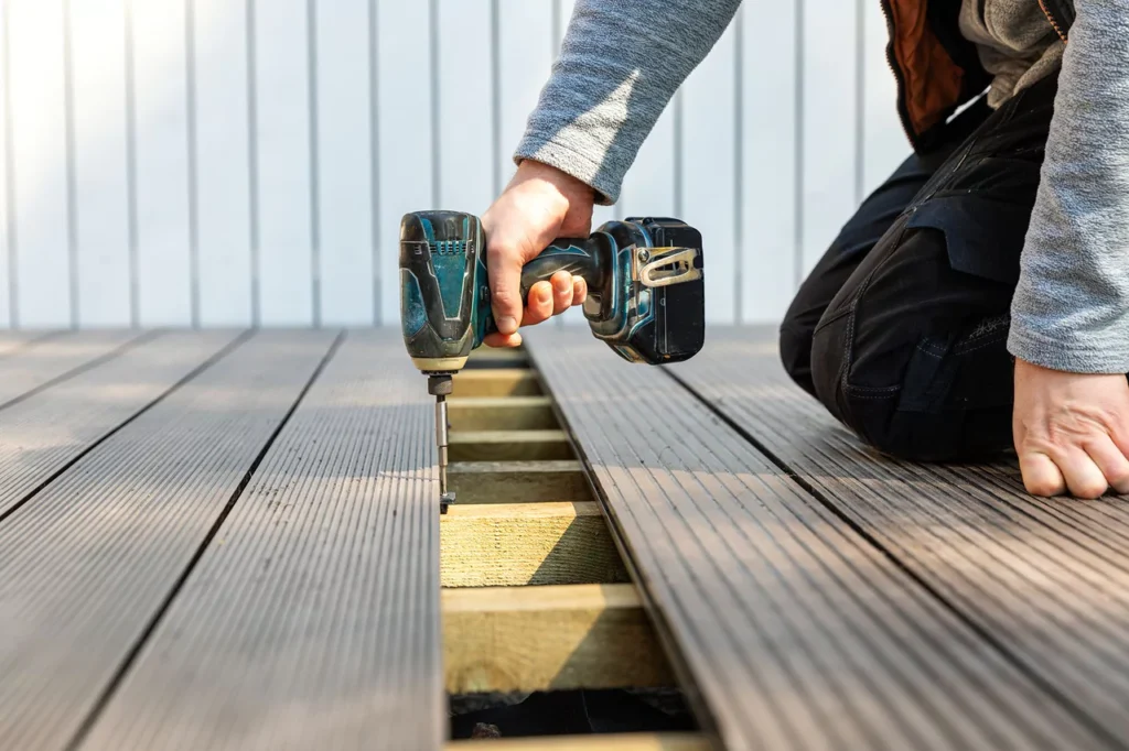 expert deck build services