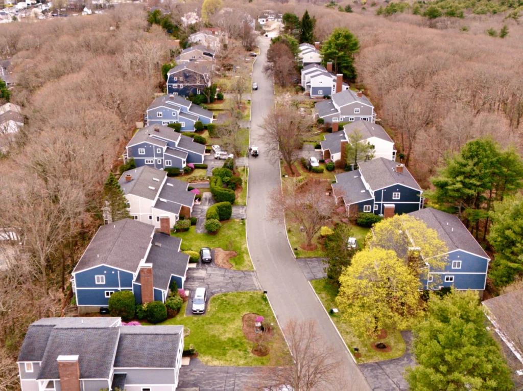 SIDING, ROOFING, & DECKING REPLACEMENT