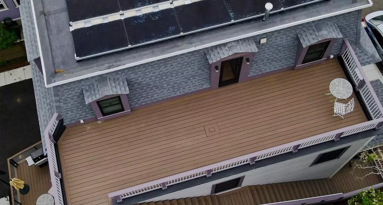 CUSTOM COMPOSITE DECK DESIGN 