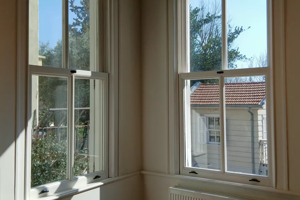 Double-hung windows