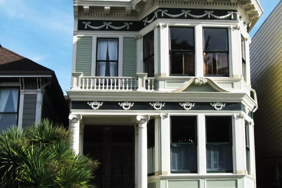Historic and antique homes