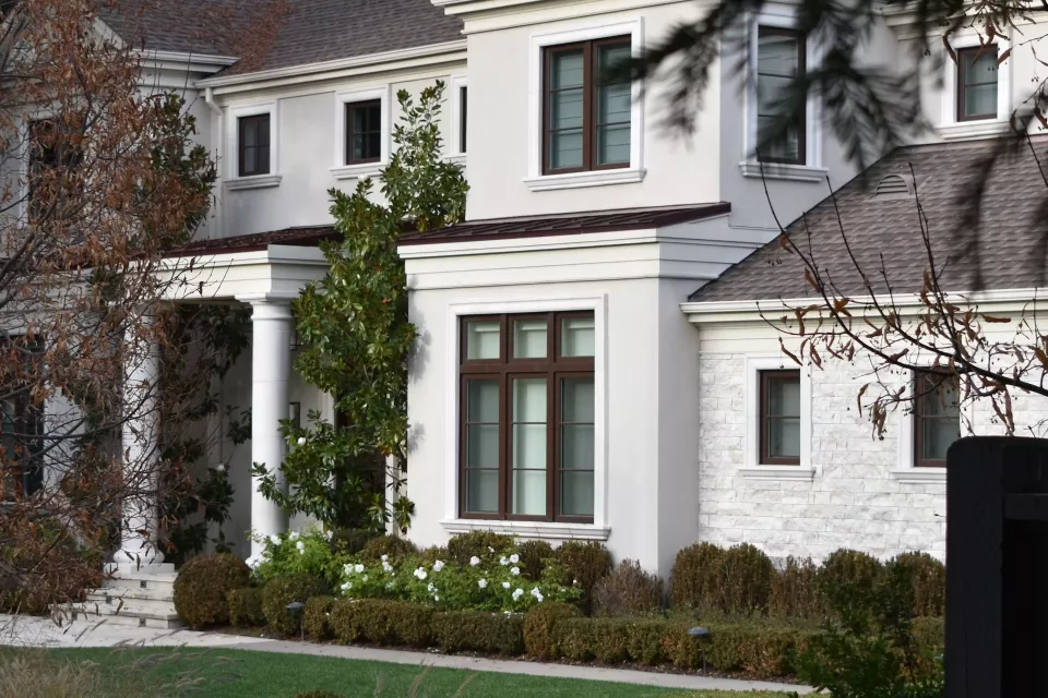 Colonial and mid-century residences