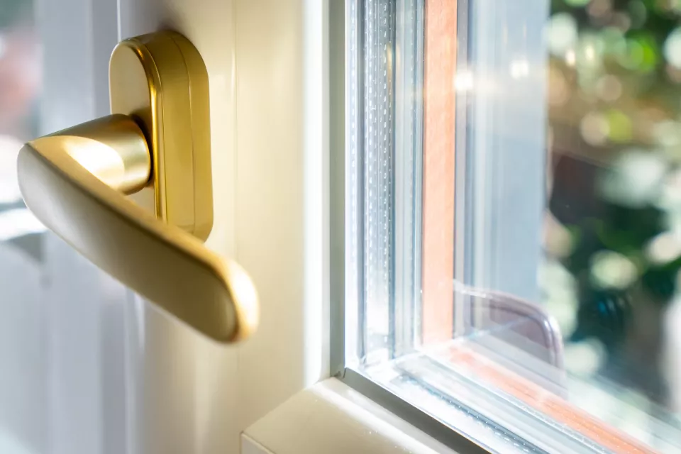 Vinyl windows