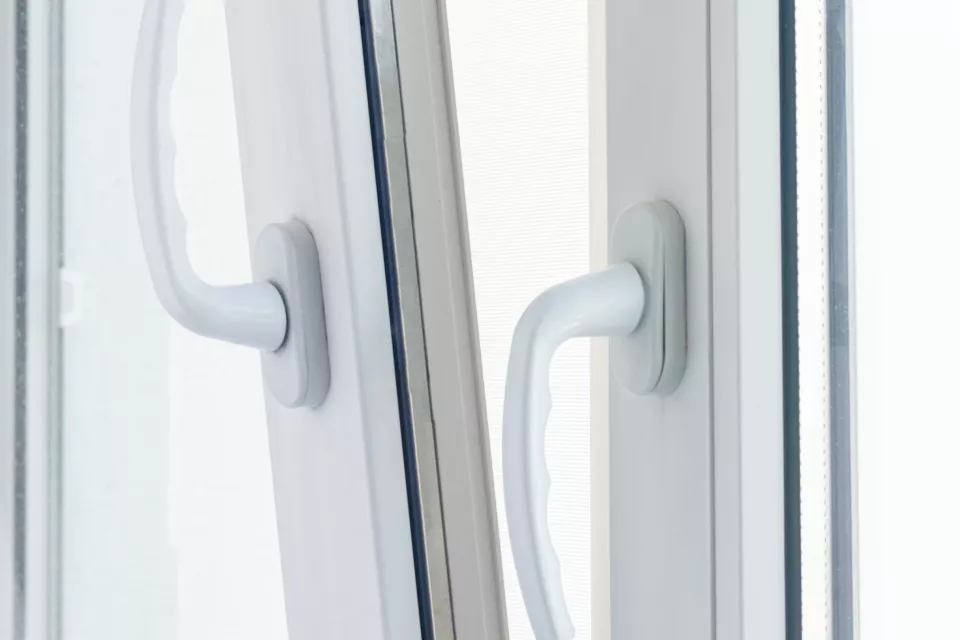 Vinyl windows